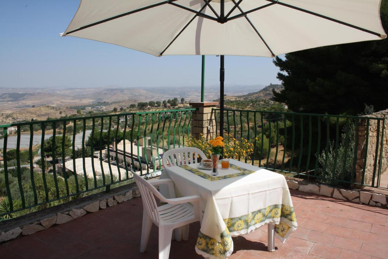 B&B Borgo Pileri Mazzarino Экстерьер фото