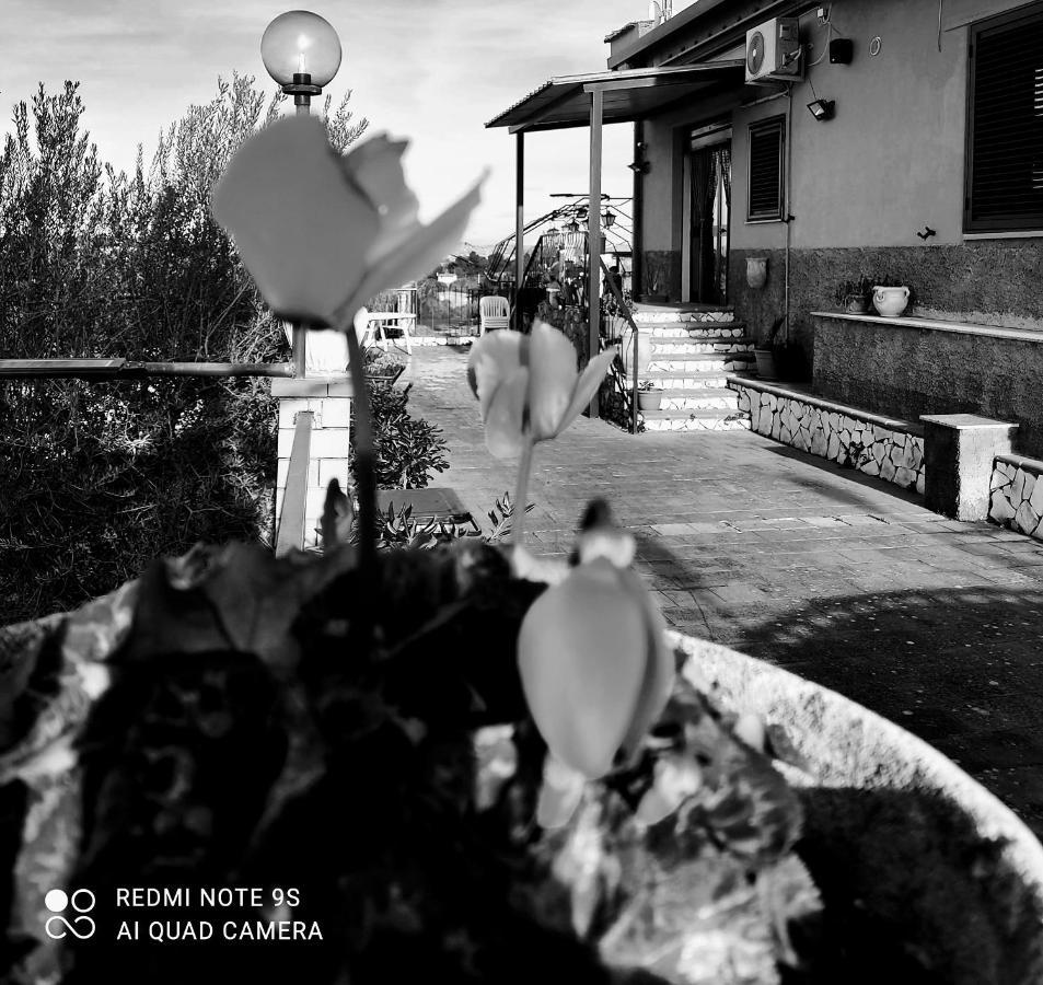 B&B Borgo Pileri Mazzarino Экстерьер фото